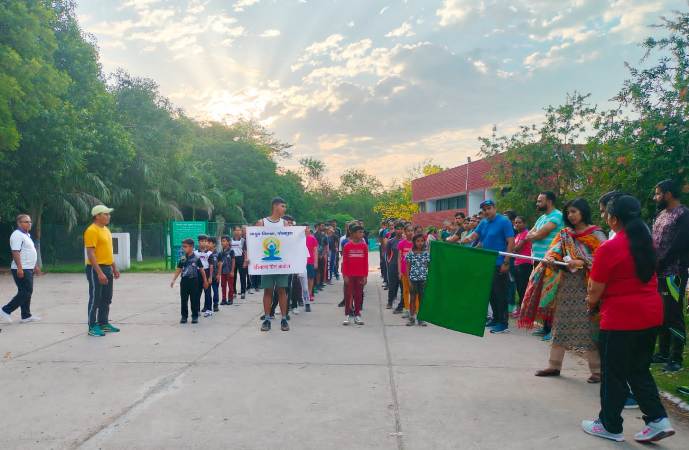 YOGA : अंतरराष्ट्रीय योगा डे के लिए हुई पायलट रिहर्सल,टाउन पार्क से निकली योग मैराथन