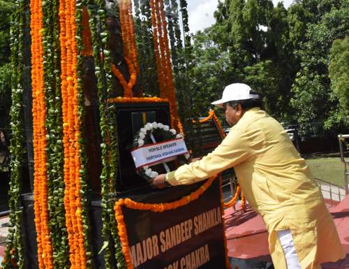 हरियाणा विधानसभा अध्यक्ष ने शहीद मेजर संदीप साखंला के शहीदी दिवस पर दी श्रद्वांजलि